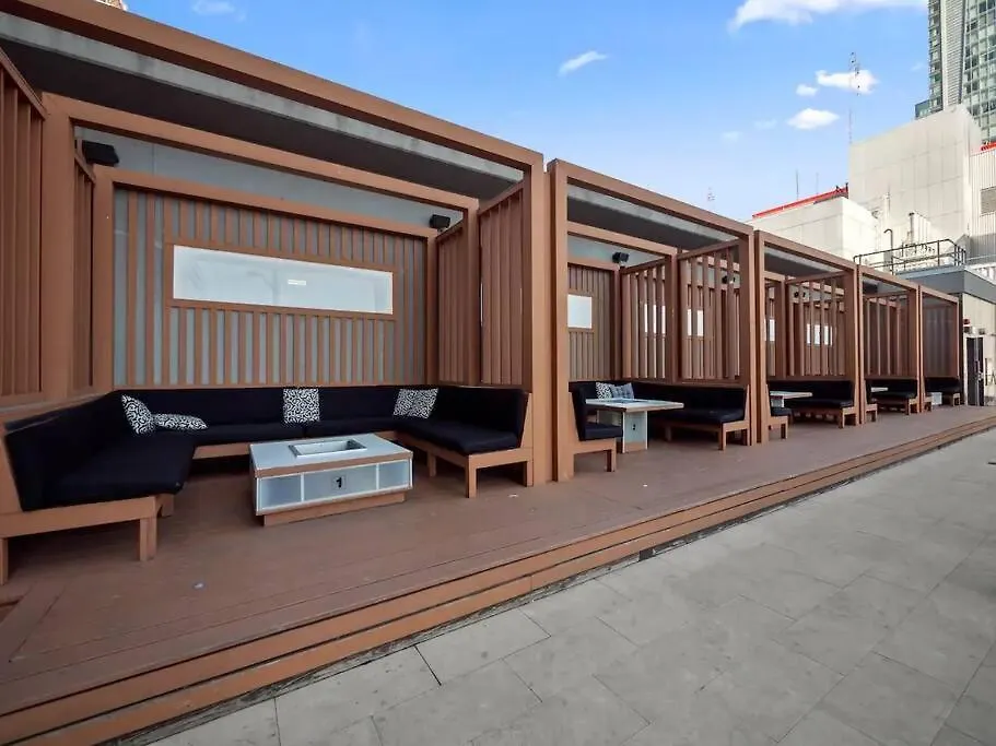 Deluxe Cn Tower View, Pool,Freeparking, By Rogers Mtcc Bluejays Apartman Toronto Kanada