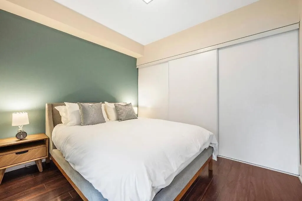 Deluxe Cn Tower View Freeparking Primedt Location F1 Apartment Toronto
